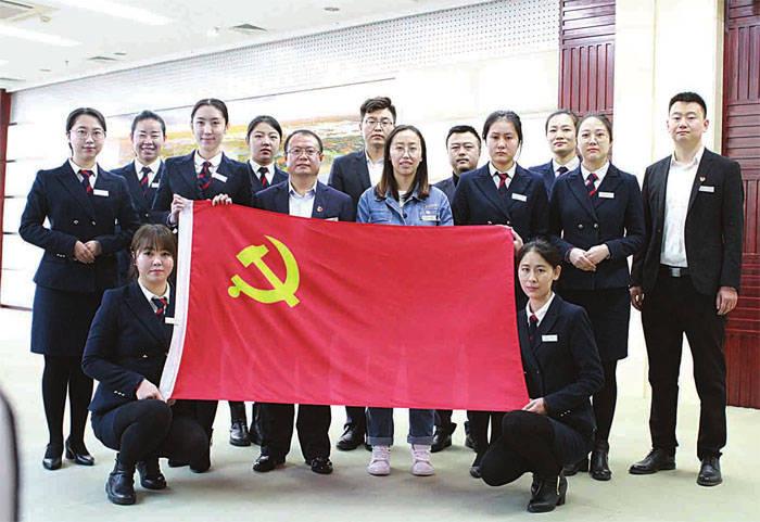 兰州银行：股东兰州国投累计被冻结股份约7068万股
